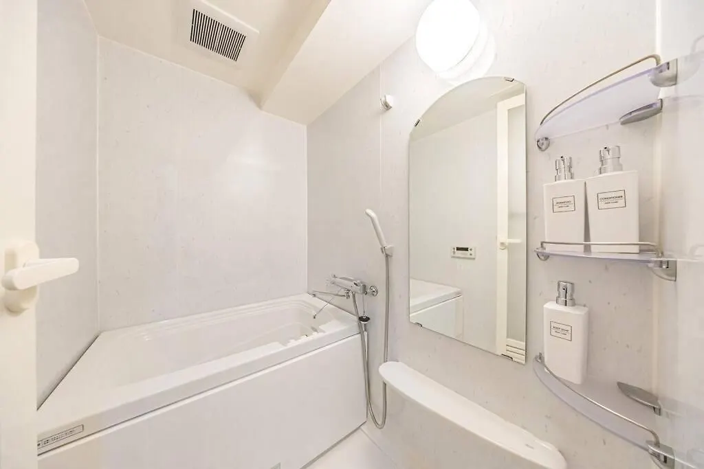 Shinjuku 10 Min Walk, Higashi Shinjuku 4 Min, Kabukicho, Shin-Okubo Apartment Tokyo